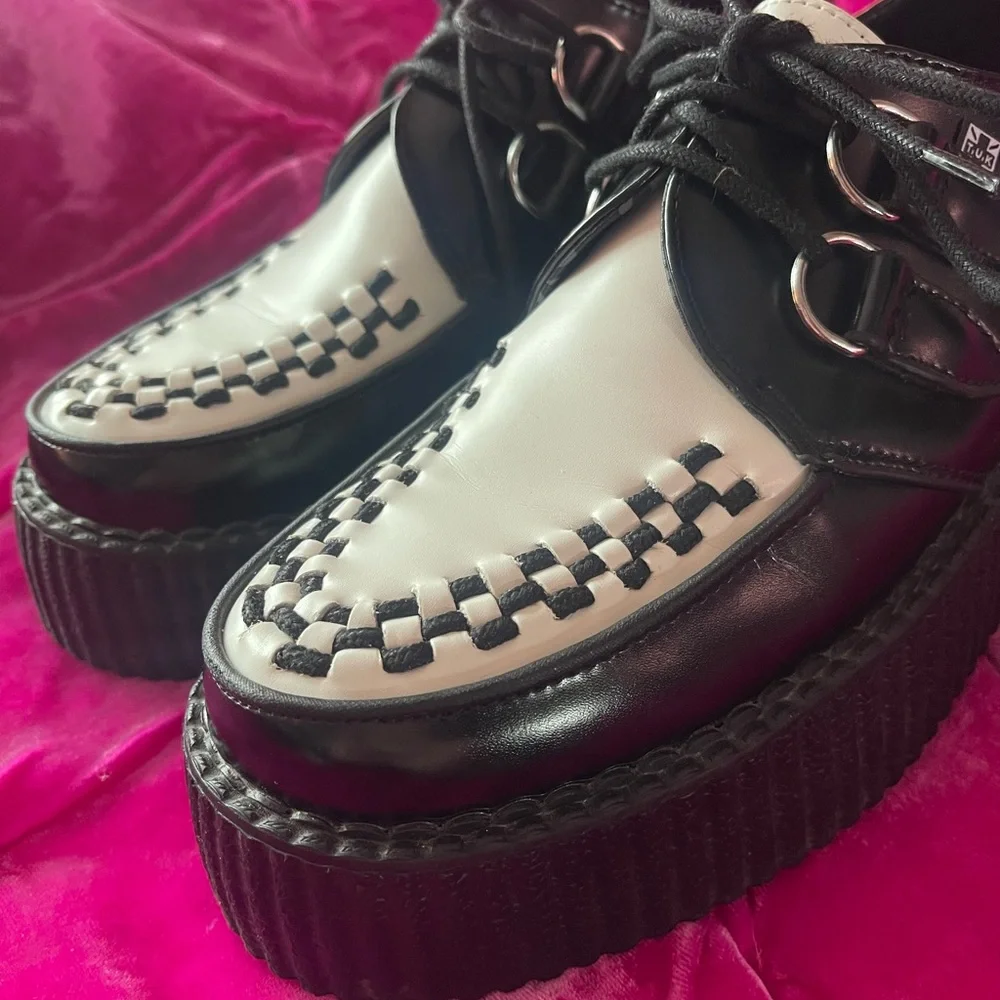 Black & White Platform Creeper Shoes - Women's